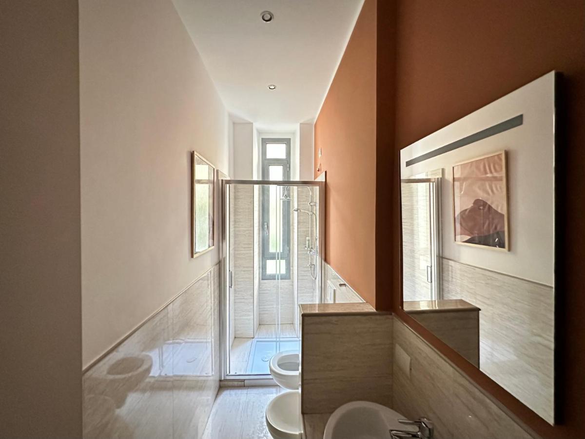 The Sanctuary Apartment Милано Екстериор снимка